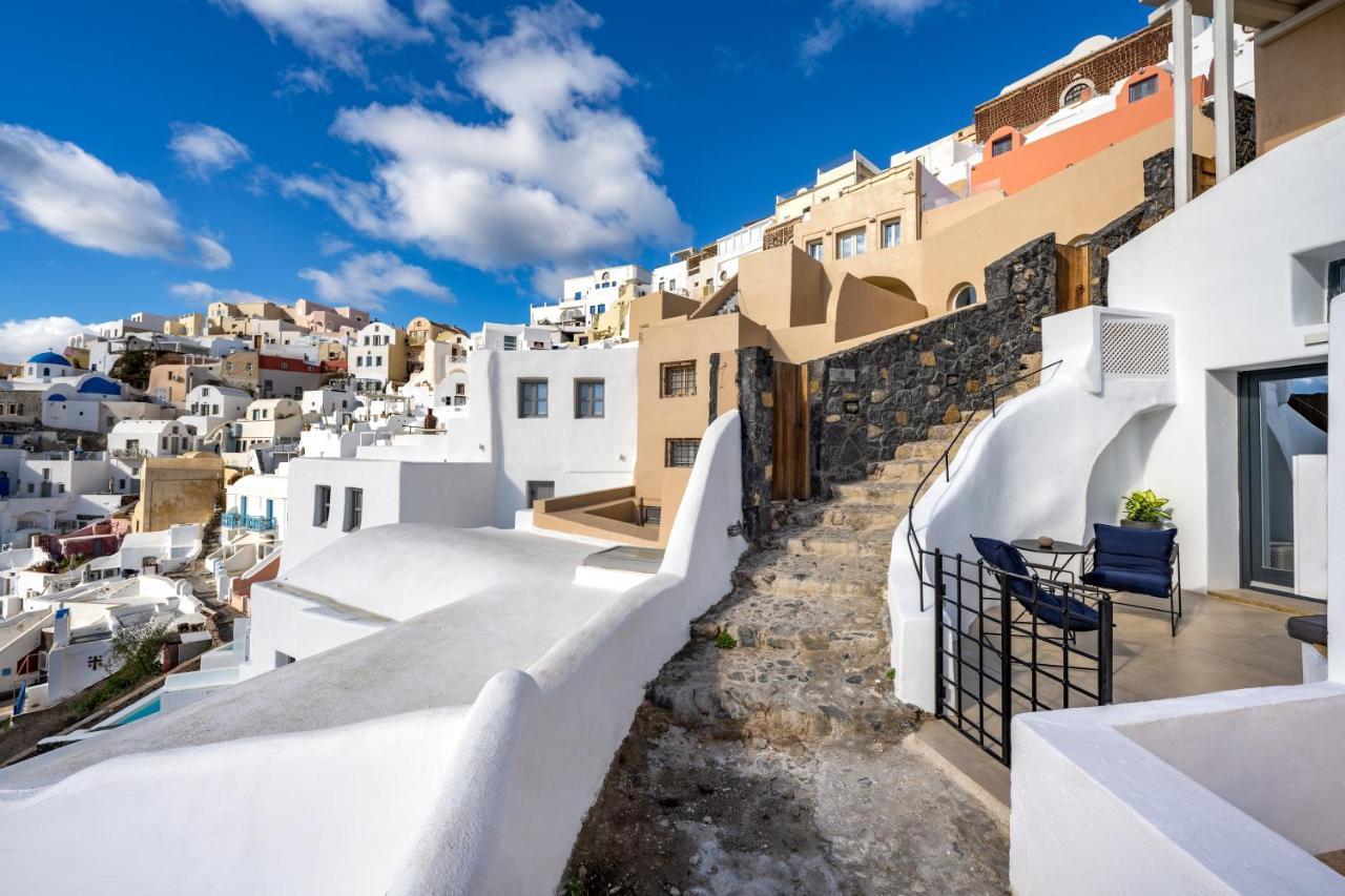 Iota Monocave By Thireon Villa Oia  Exterior photo